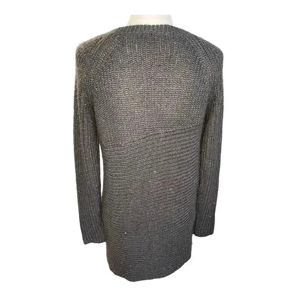 Simply Vera wang women’s xs asymmetrical‎ gray glittery sweater (oversized) - Picture 3 of 3